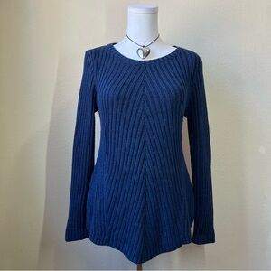 Dark navy blue long sleeve chunk ribbed knit pullover sweater women’s medium